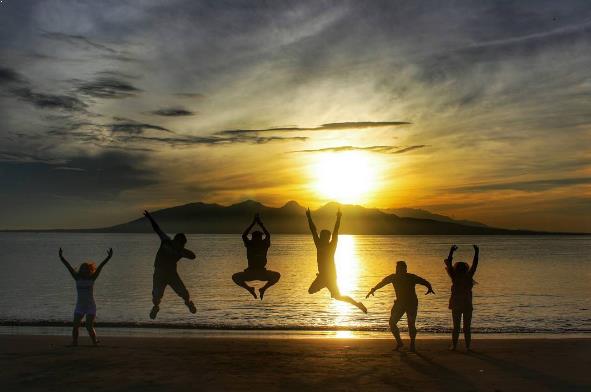 Sunrise-Pantai-Boom-Banyuwangi.jpg