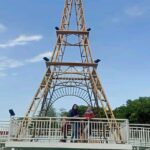 Tempat ngumpul yang luas dan nyaman di Marwah Tirta n Resto 3 Wahana perahu bebek kayu di Marwah Tirta n Resto 3 Wahana kolam renang indoor di Marwah Tirta n Resto 3 Wahana Spot foto cinta di Marwah Tirta n Resto 3 Wahana Spot foto menara siang hari di Marwah Tirta n Resto 3 Marwah Tirta n Resto 3 sangat cocok untuk background social media kalian karena banyak sekali Spot foto yang instagramable banget di sini Penuh kebersamaan bersama keluarga besar di Marwah Tirta n Resto 3 dari jangan ragu untuk datang beramai-ramai di tempat wisata yang nyaman di Kediri ini Spot foto menara pada malam hari terlihat lebih cantik dan instagramable di Marwah Tirta n Resto 3 Spot foto rumah joglo di tempat ini kalian bisa bersantai sambil menyantap makanan di Marwah Tirta n Resto 3 Spot foto Wahana lukisan yang cantik di Marwah Tirta n Resto 3