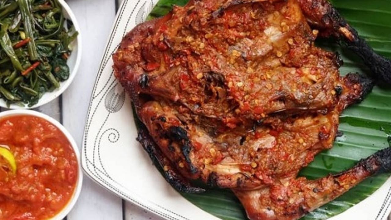 Ayam%2BTaliwang%2BDi%2BLombok%2B%25281%2529.jpg