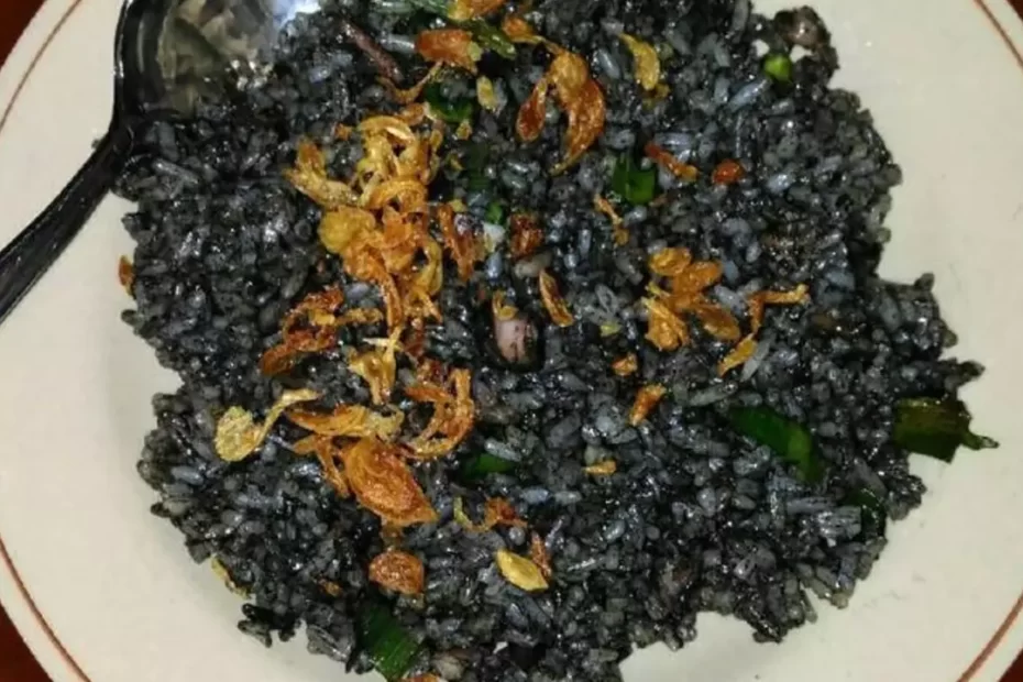 Nasi Goreng Cumi Hitam