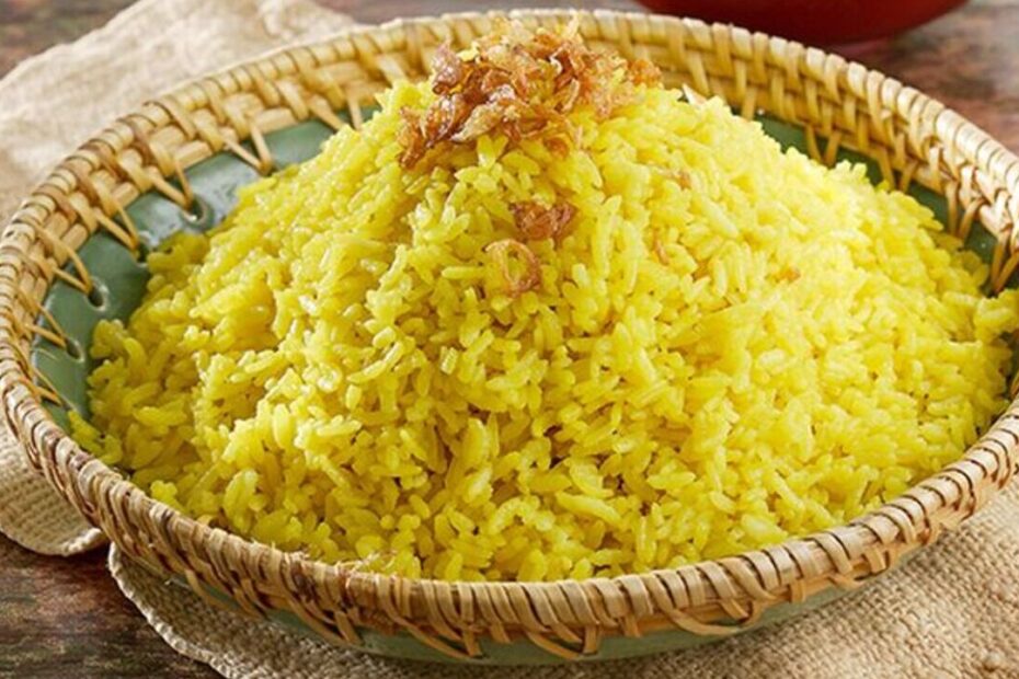 Nasi Kuning Magic Com (1)