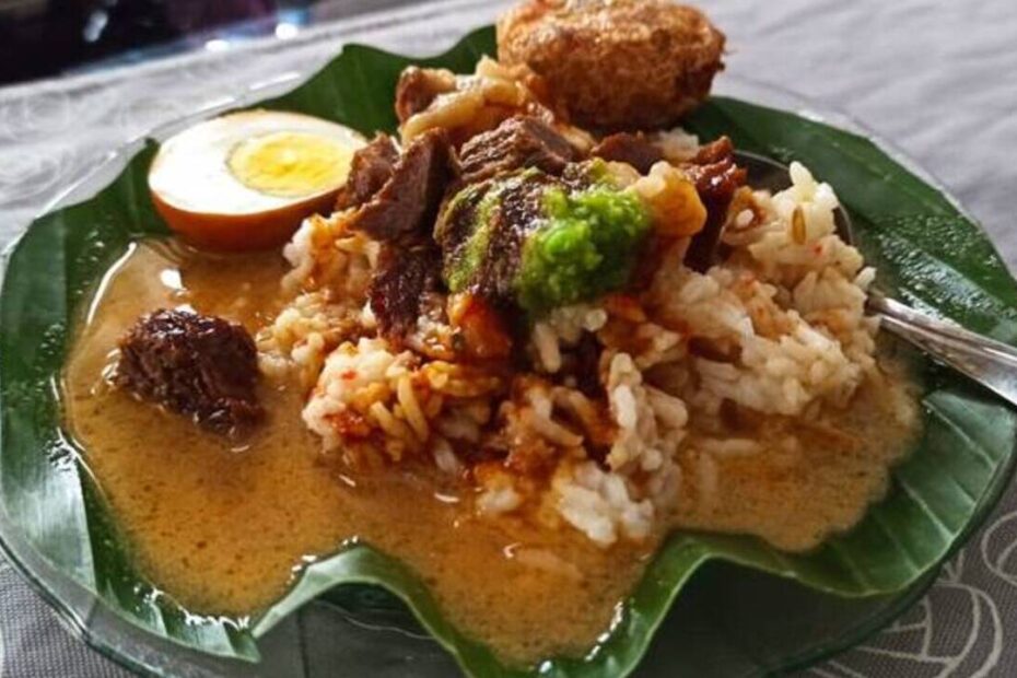 Nasi Gandul (1)