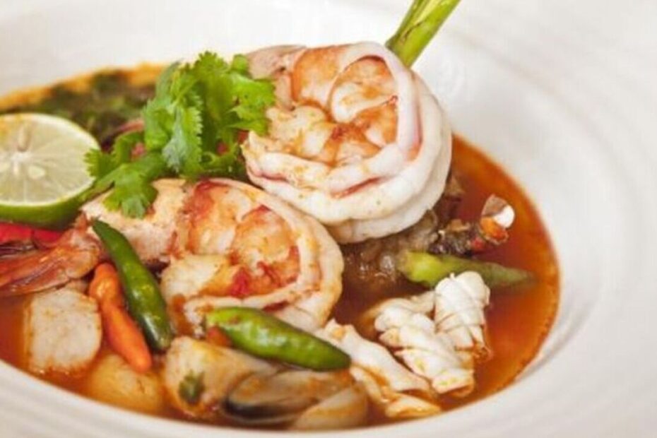 Tom Yam Ikan Salmon (1)