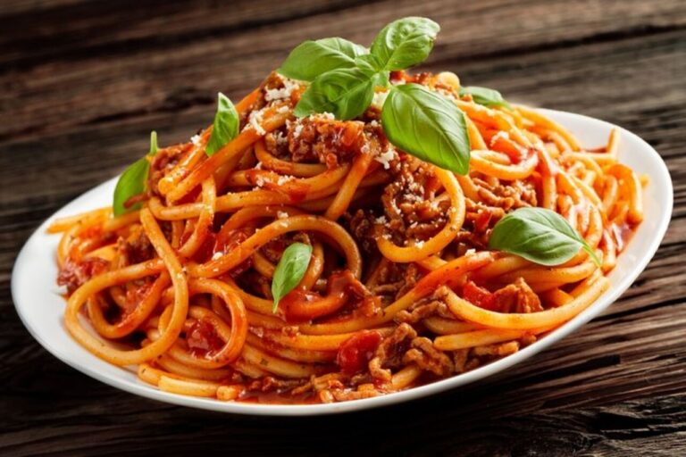 Spaghetti Saus Tomat Sosis (1)