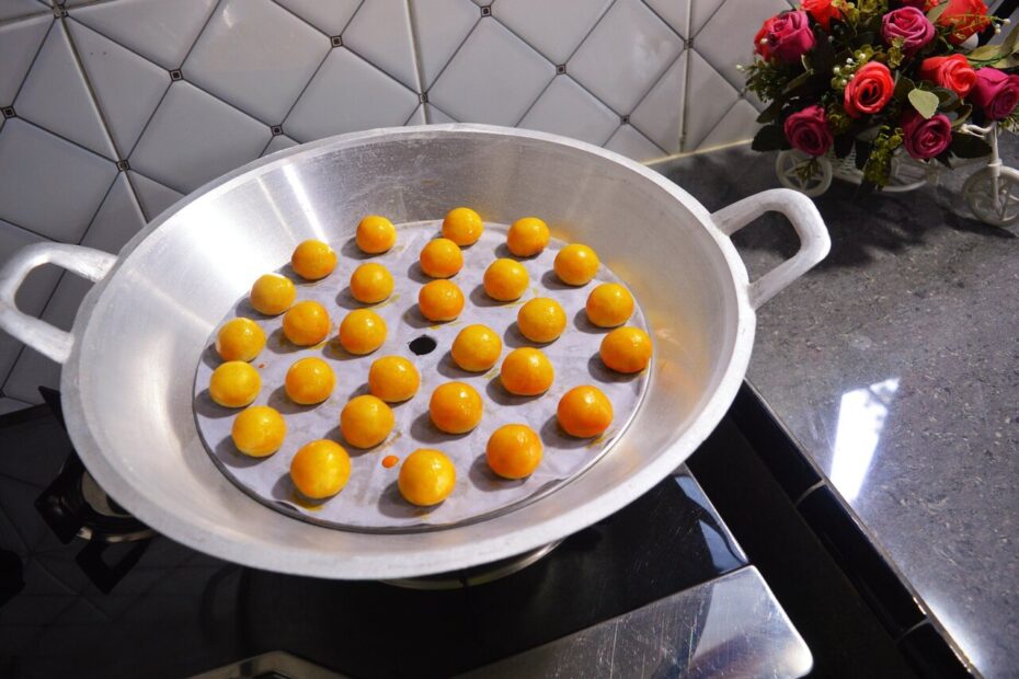 Membuat Resep Kue Nastar dengan Wajan (1)