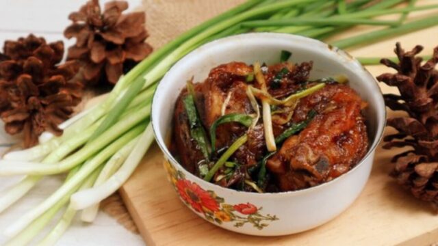 Ayam Kecap Rawit Khas Palembang (2)