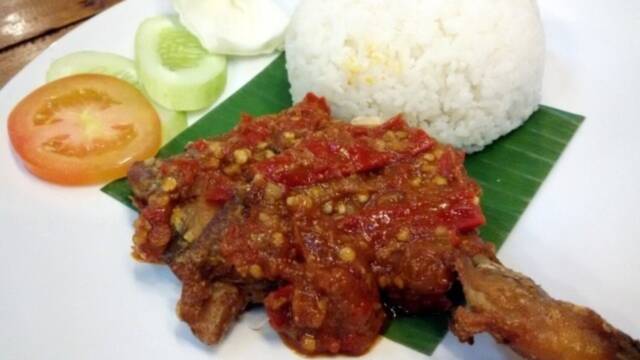 Ayam Penyet (2)