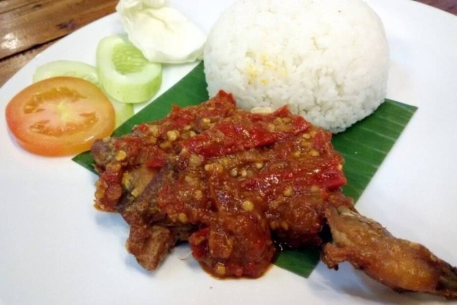 Ayam Penyet (2)