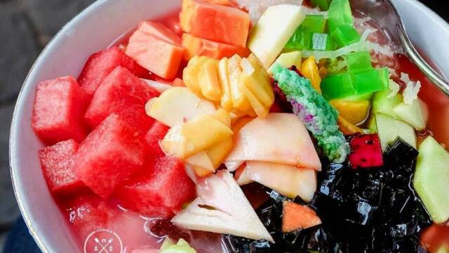 Es Buah Menyegarkan