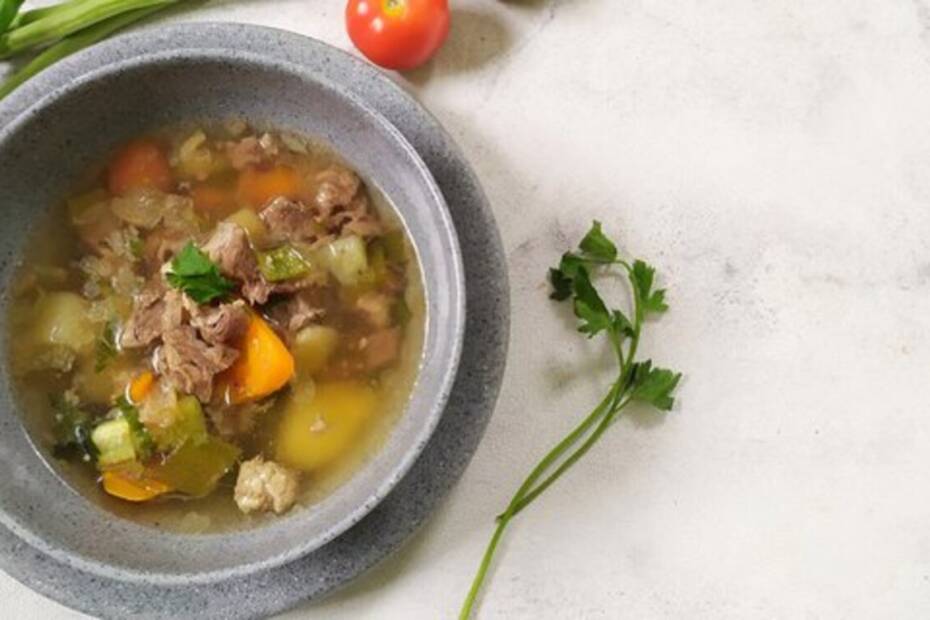 Sop Daging Sapi Sederhana (1)