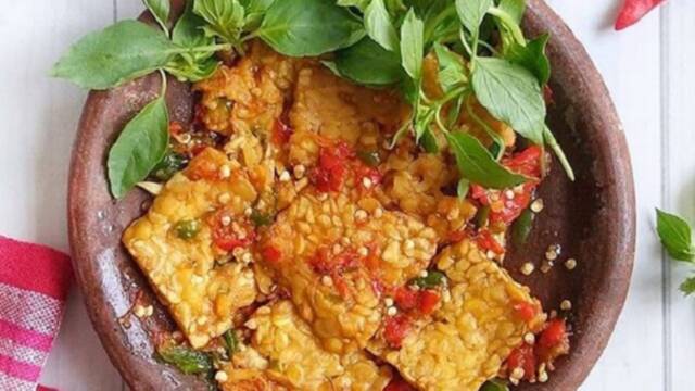 Tempe Penyet Sambal Kencur (1)