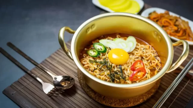 Ramyeon Asli Korea (1)