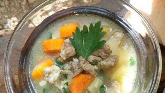Sop Daging Sapi Sederhana (2)