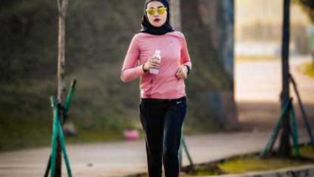 Outfit Olahraga Wanita Hijab (1)