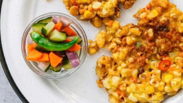 Bakwan Jagung Manado (1)