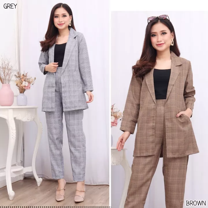 Celana Kotak-Kotak Dan Blazer