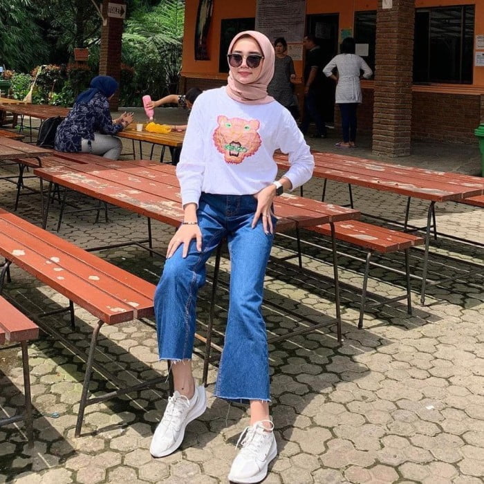 Celana Kulot High Waist Dan Sweatshirt