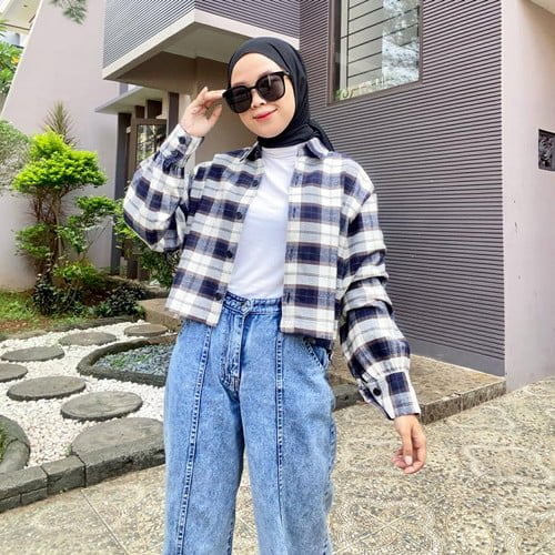 Kemeja Flanel Crop Top