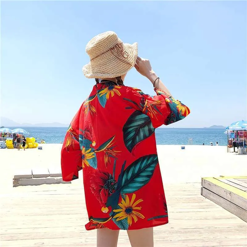 Kimono Pantai Motif Bunga
