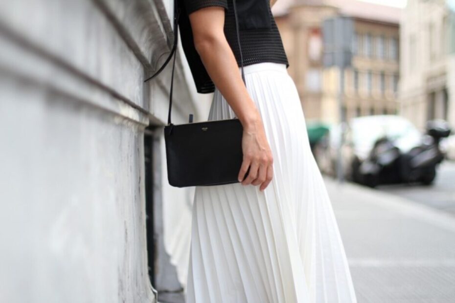 Ootd Rok Plisket Putih (1)