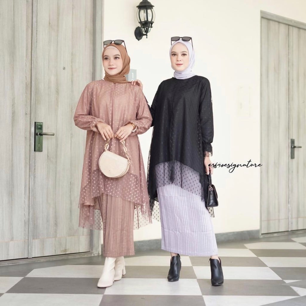 Tunik Dengan Detail Tile Dots