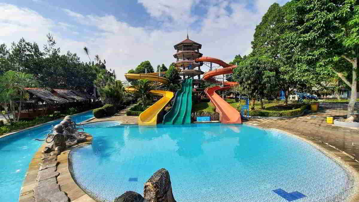 Wisata Taman Teejay Waterpark