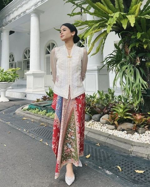 Rok Batik Warna-warni
