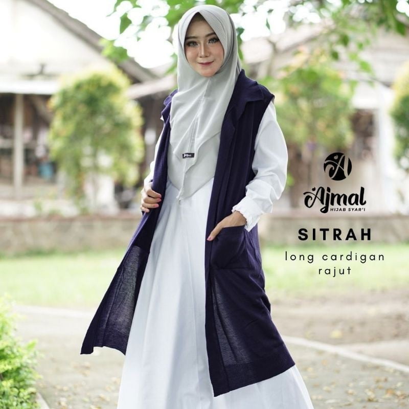 Gamis Model Rompi Panjang dan Blus Putih