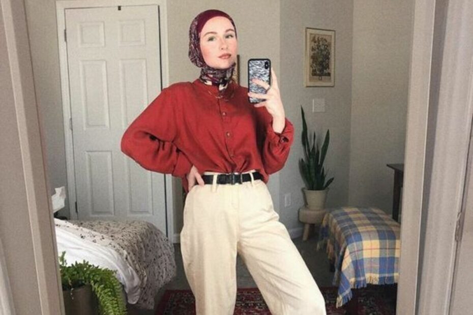 Kemeja Merah Putih Ala Hijabers (1)