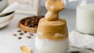 Dalgona Coffee (2)