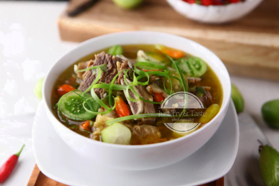 Asem-Asem Iga Kambing Segar