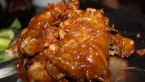 Bakwan Ayam dengan Saus Kacang1