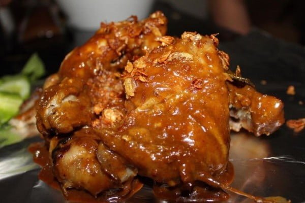Bakwan Ayam dengan Saus Kacang1