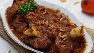 Krengsengan Daging Sapi Khas Surabaya