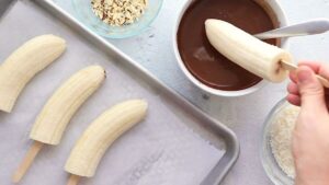 Pisang Berlapis Cokelat Beku (1)