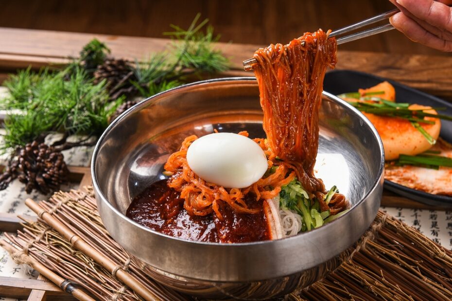 Resep Bibim Naengmyeon1