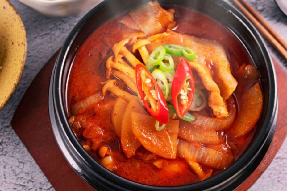 Gochujang Hobak Jjigae1 (1)