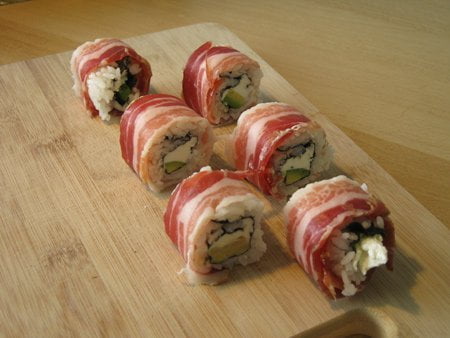Gulungan Sushi Mentimun Alpukat Bacon