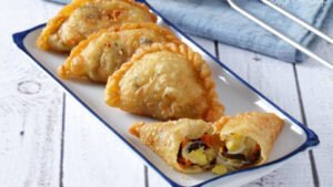 Pastel Ayam