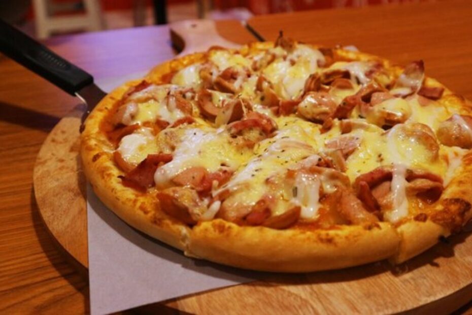Resep Pizza Ayam BBQ1 (1)