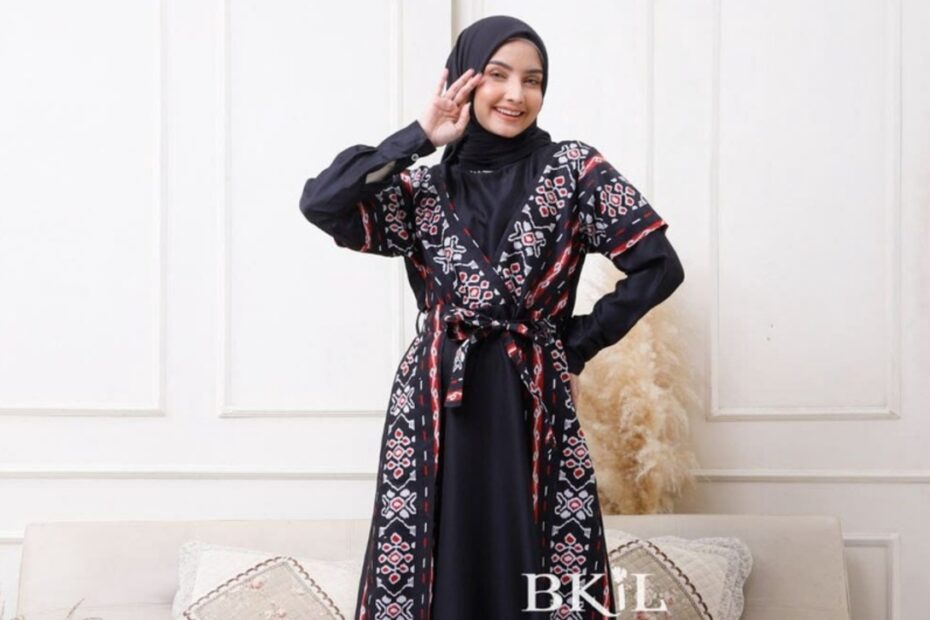 OOTD Gamis Hitam Bukber (1)