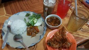 Oseng Mercon Kulit Ayam
