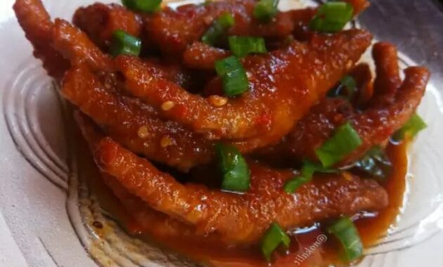 ceker kecap pedas