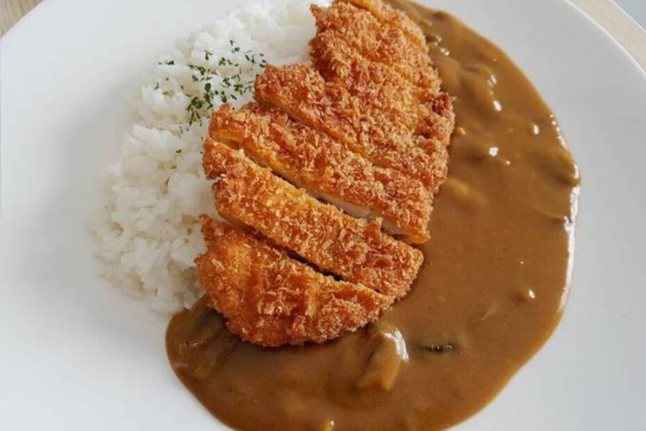 Chicken Katsu Saus Kari (1)