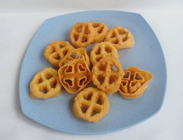 Kue Kering Kembang Goyang