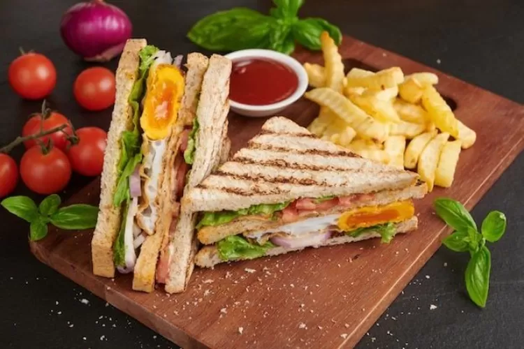Sandwich Ayam dan Jagung