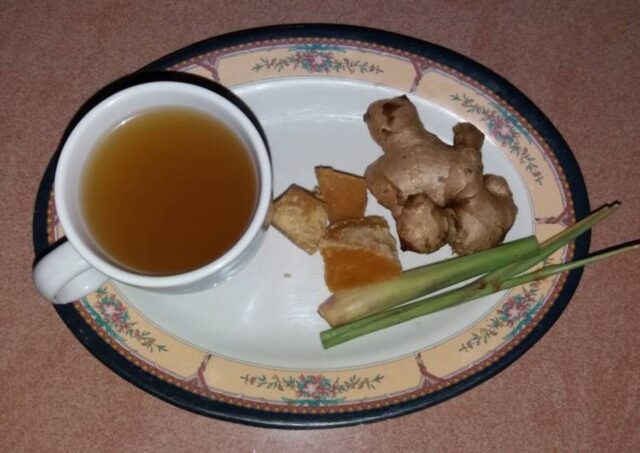 Resep dan Cara Membuat Wedang Jahe Merah Serai - TOPWISATA
