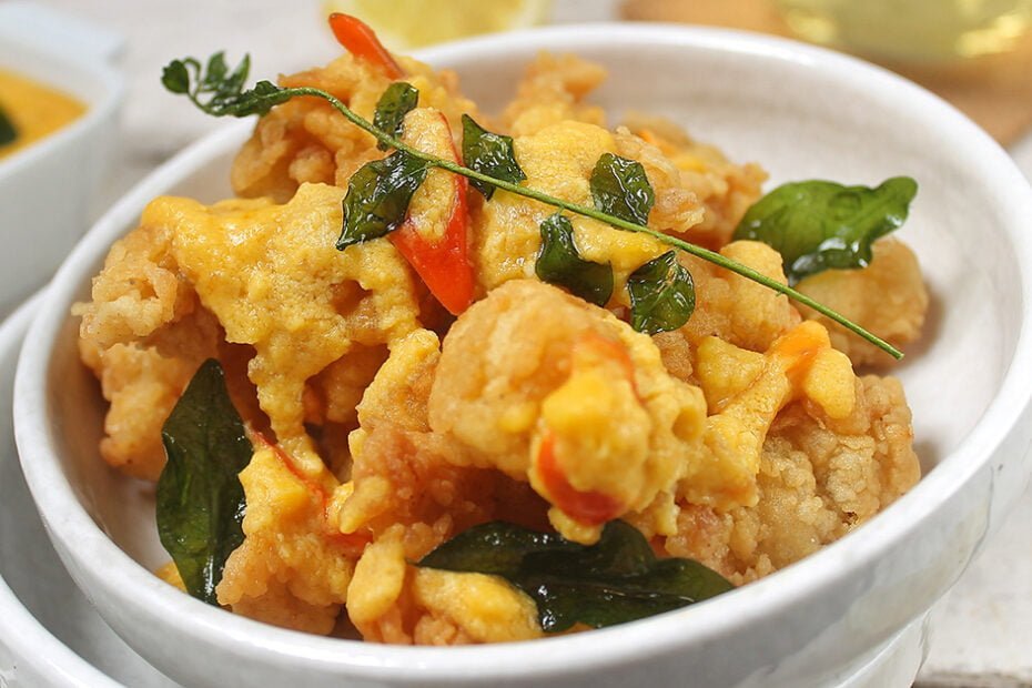 Ayam Telur Asin