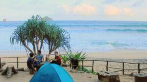 Camping Pantai Sendiki Malang2 (1)