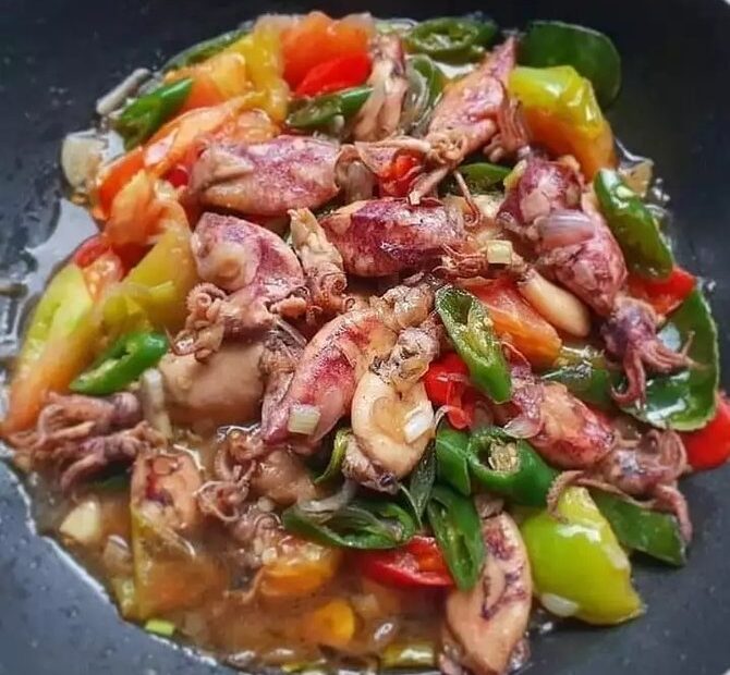 Tumis Cumi Pedas